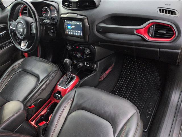 Used 2019 Jeep Renegade Trailhawk AWD/4WD image 29