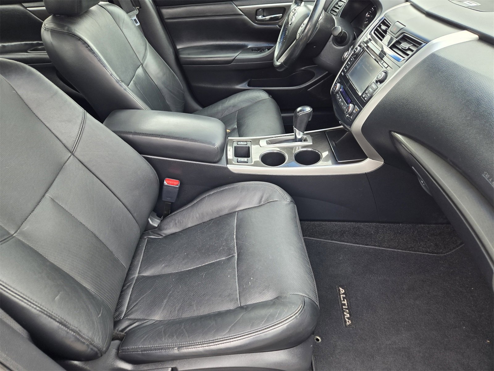 Used 2014 Nissan Altima 2.5 SL w/ Technology Package image 12