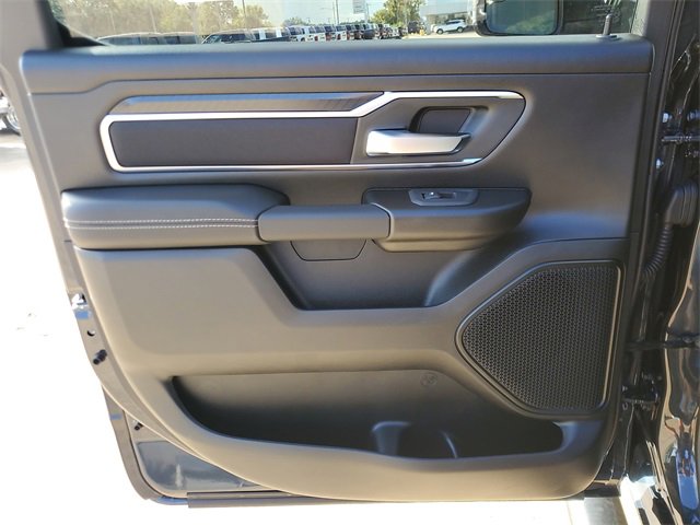 New 2026 RAM 1500 2WD Crew Cab image 13