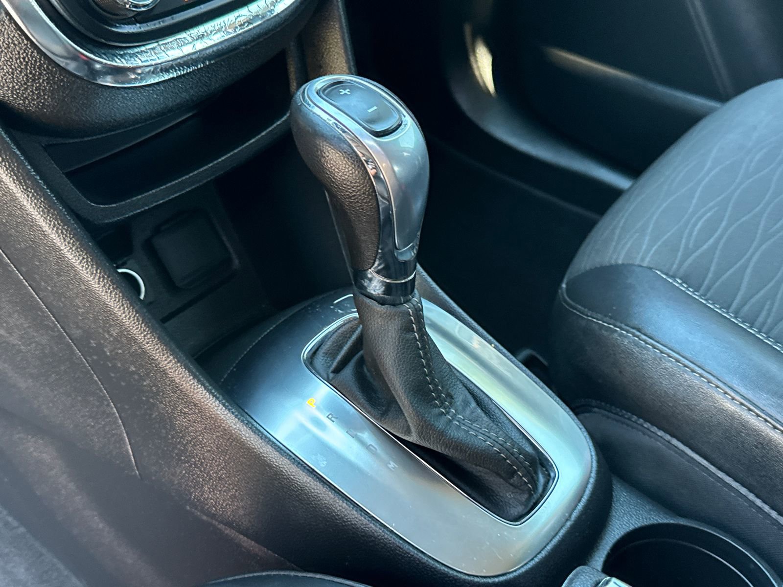 Used 2016 Buick Encore FWD image 16