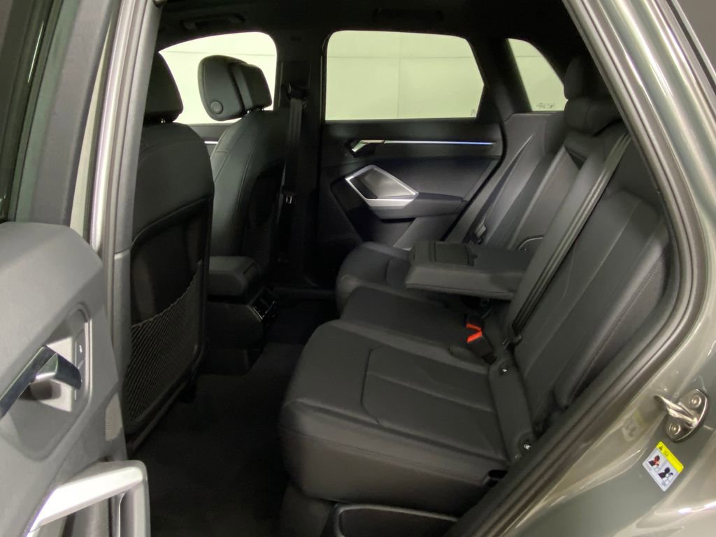 Used 2025 Audi Q3 2.0T Premium Plus w/ Premium Plus Package image 23