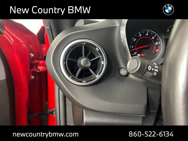 Used 2021 Chevrolet Camaro LT RWD image 11