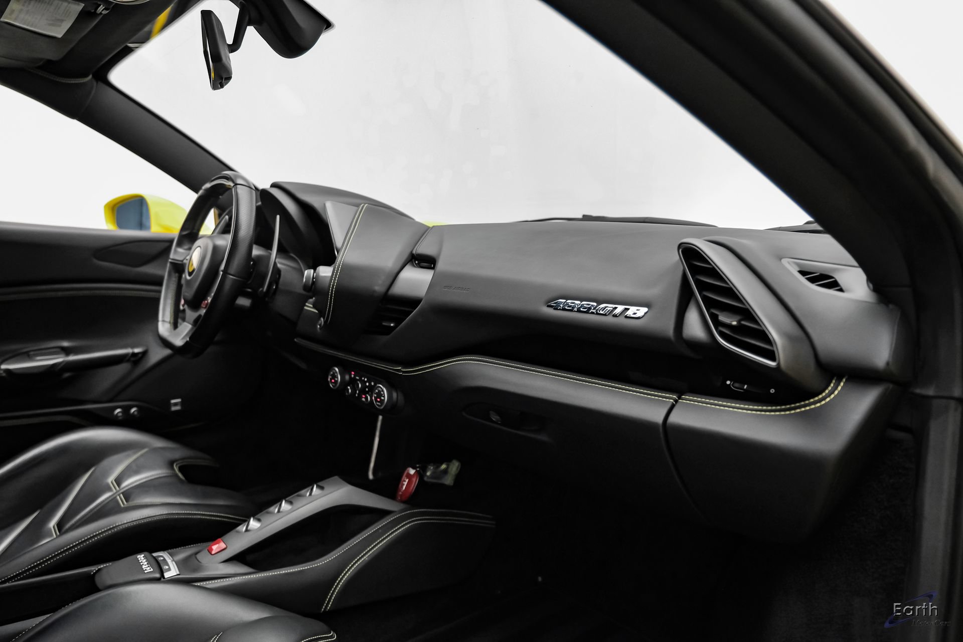 Used 2019 Ferrari 488 GTB RWD image 58