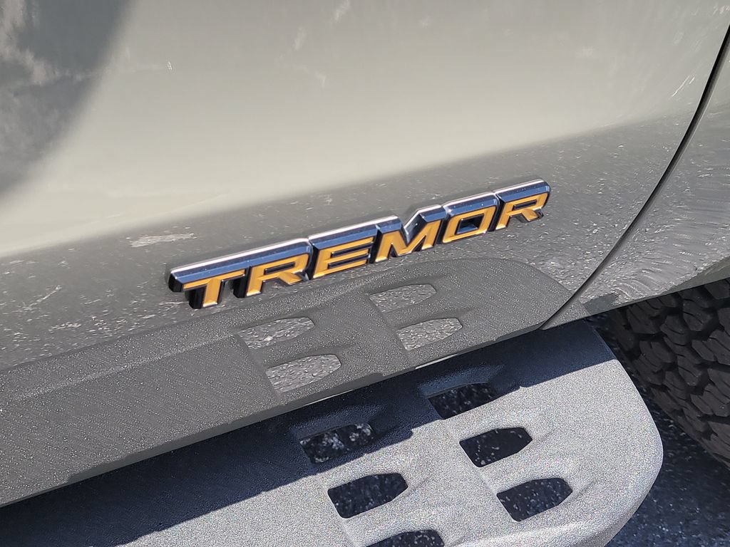 Certified 2025 Ford Expedition Tremor AWD/4WD image 6