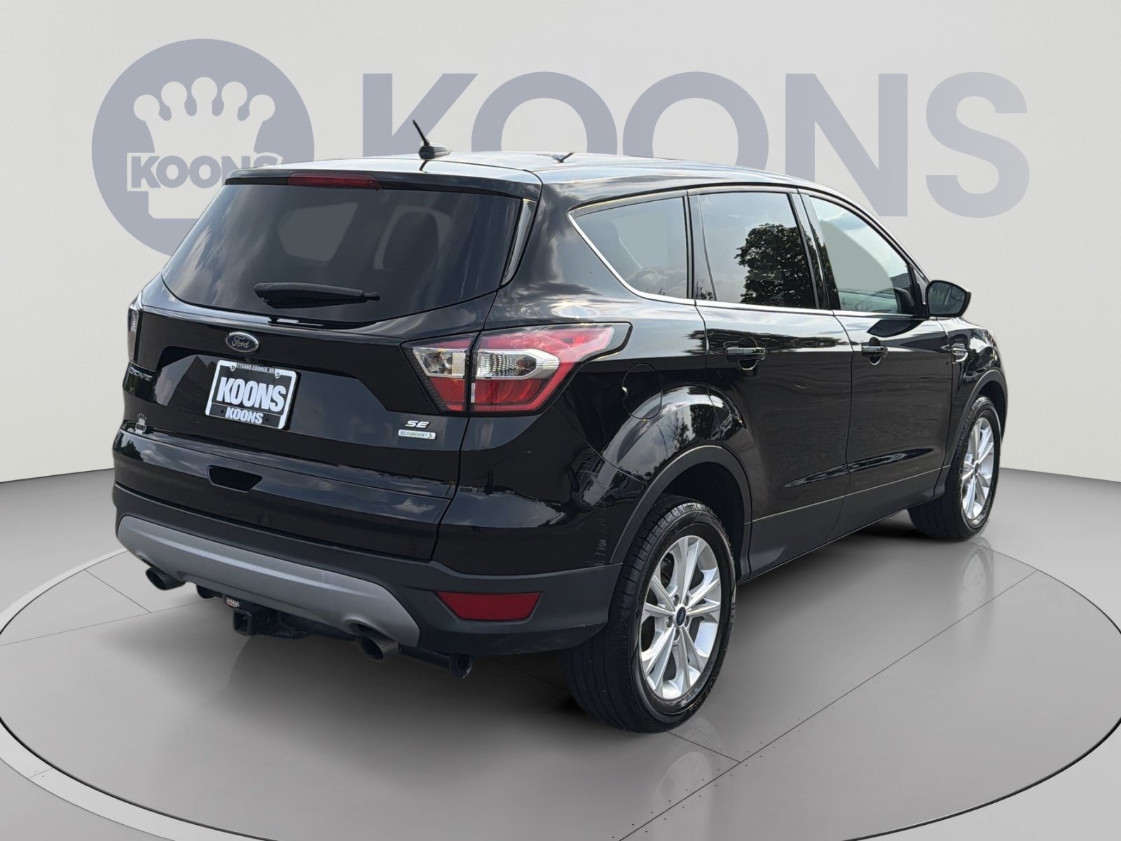 Used 2017 Ford Escape SE FWD image 7