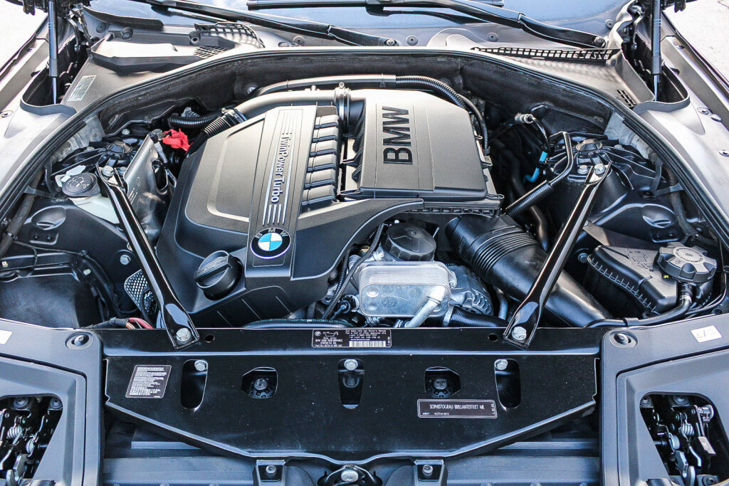 Used 2011 BMW 535i Sedan image 16