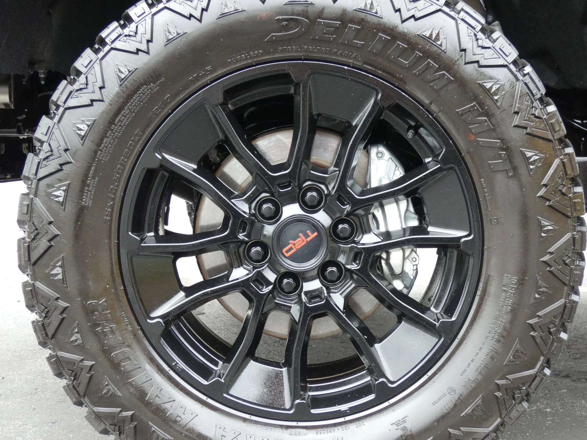 Used 2024 Toyota Tundra Limited w/ TRD Off-Road Package image 26