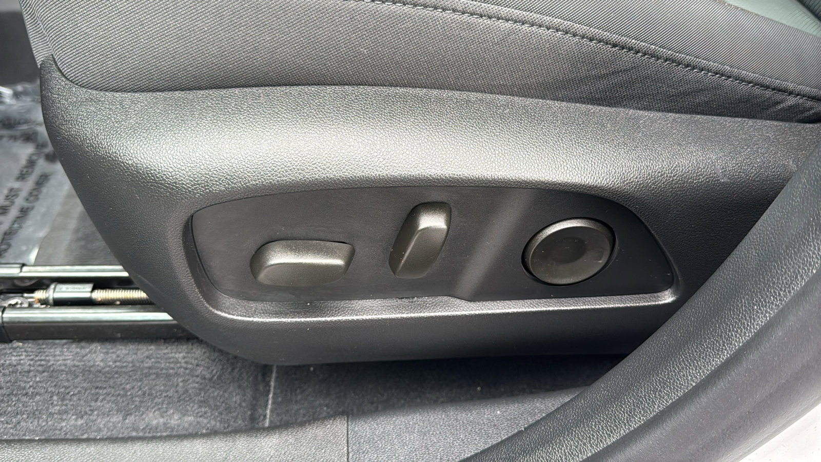 Used 2026 GMC Terrain AT4 w/ Technology Package II image 14