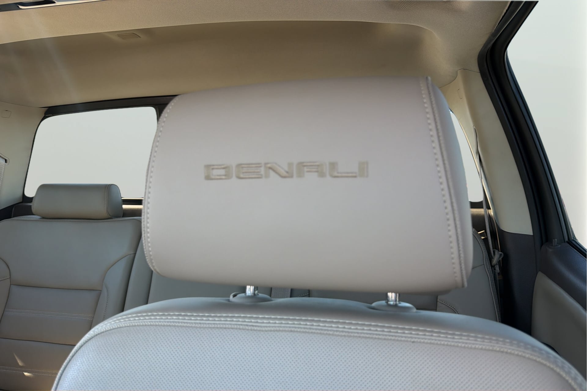 Used 2015 GMC Sierra 1500 Denali AWD/4WD image 34
