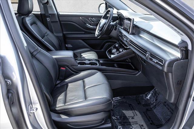 Used 2022 Lincoln Corsair AWD w/ Premium Package image 26