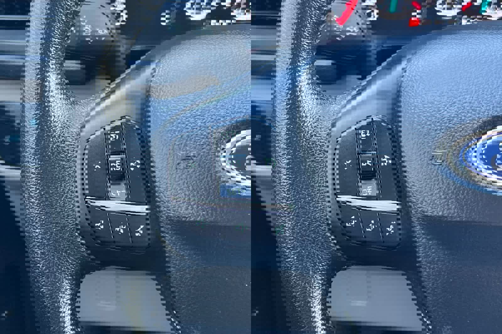 Used 2020 Ford Escape SEL image 26