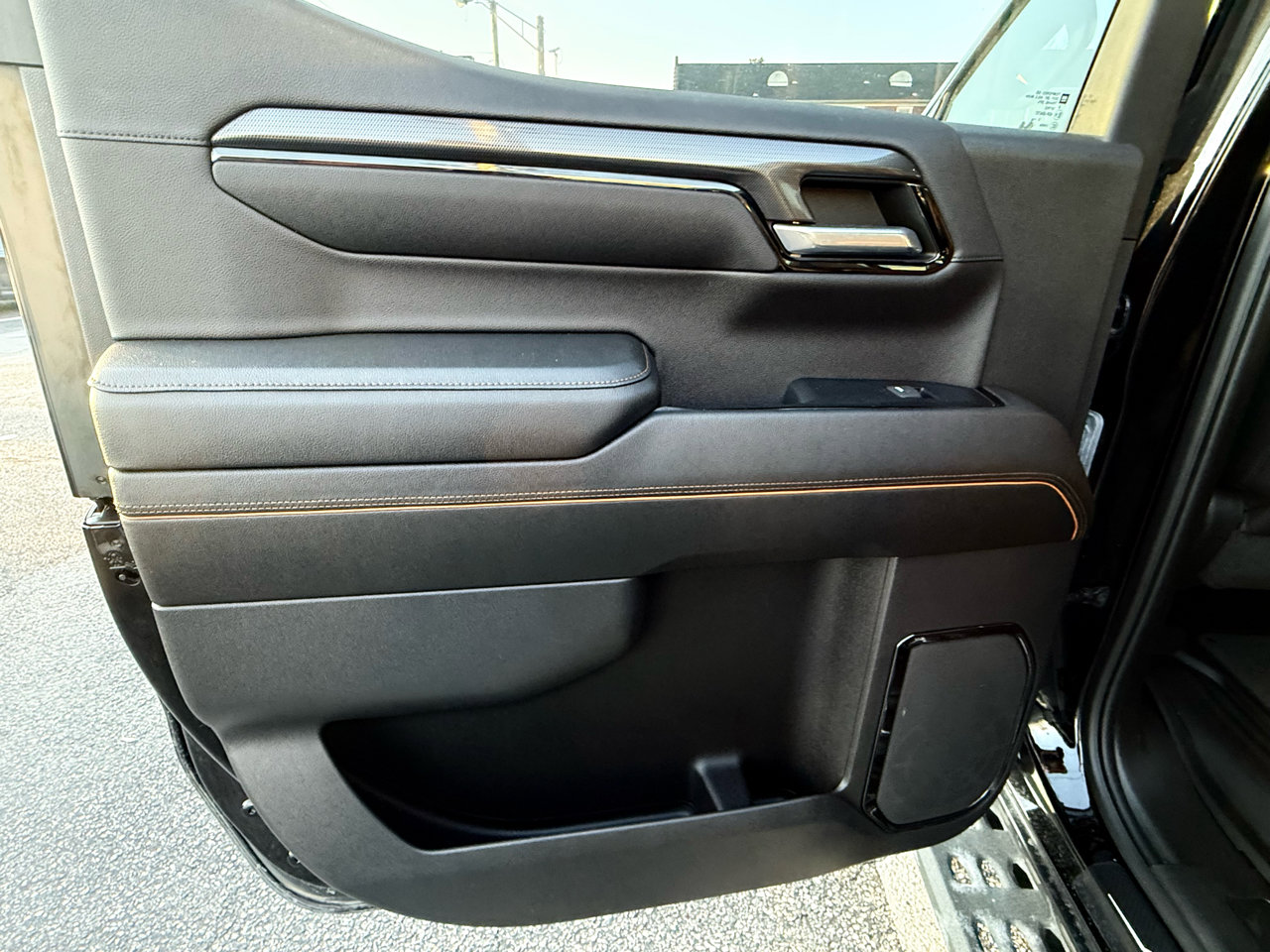 Used 2023 GMC Sierra 1500 AT4 w/ Technology Package image 27