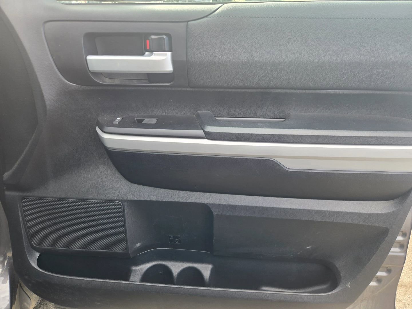 Used 2019 Toyota Tundra SR5 image 15