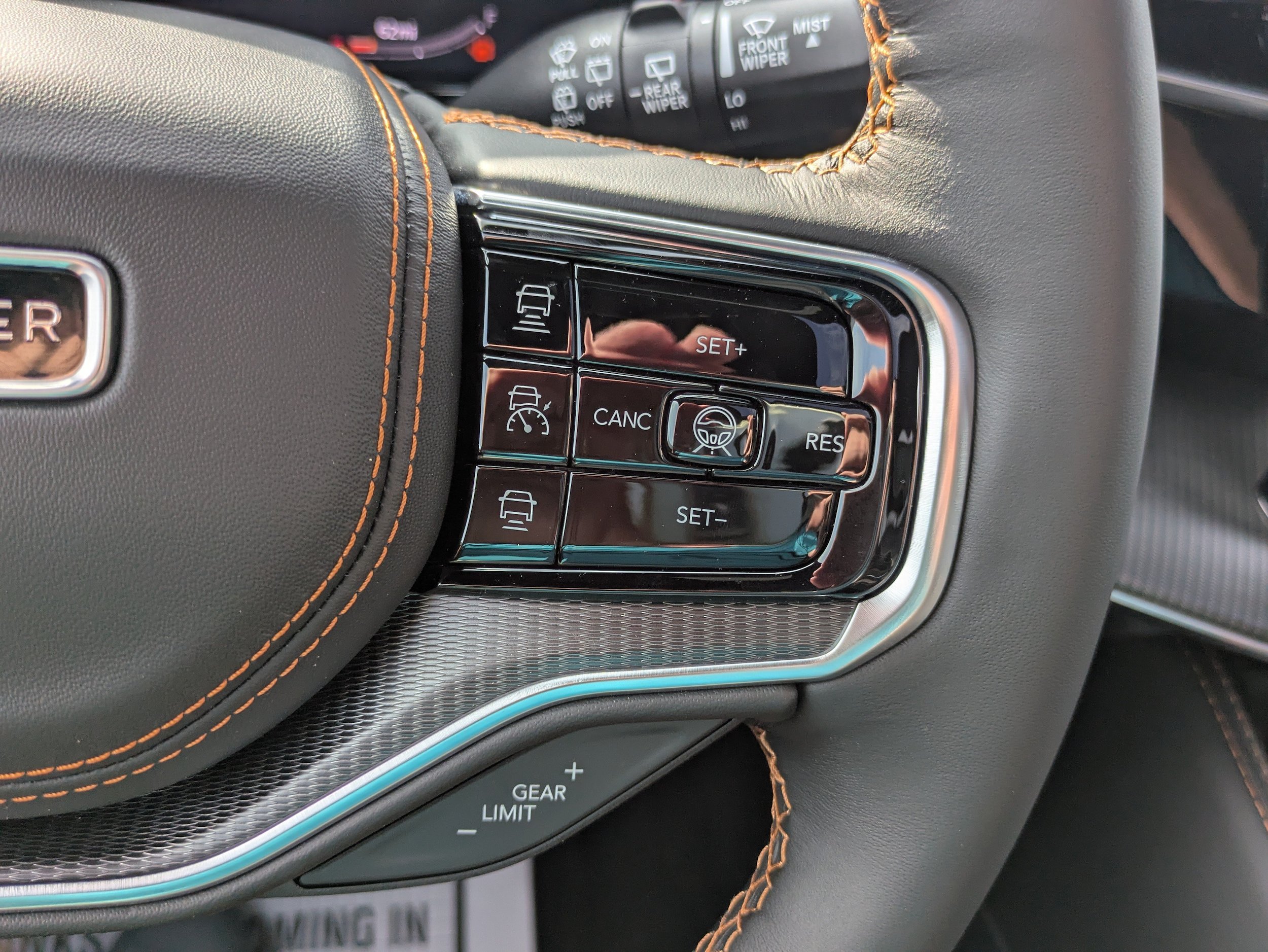 New 2026 Jeep Grand Wagoneer Summit AWD/4WD image 20