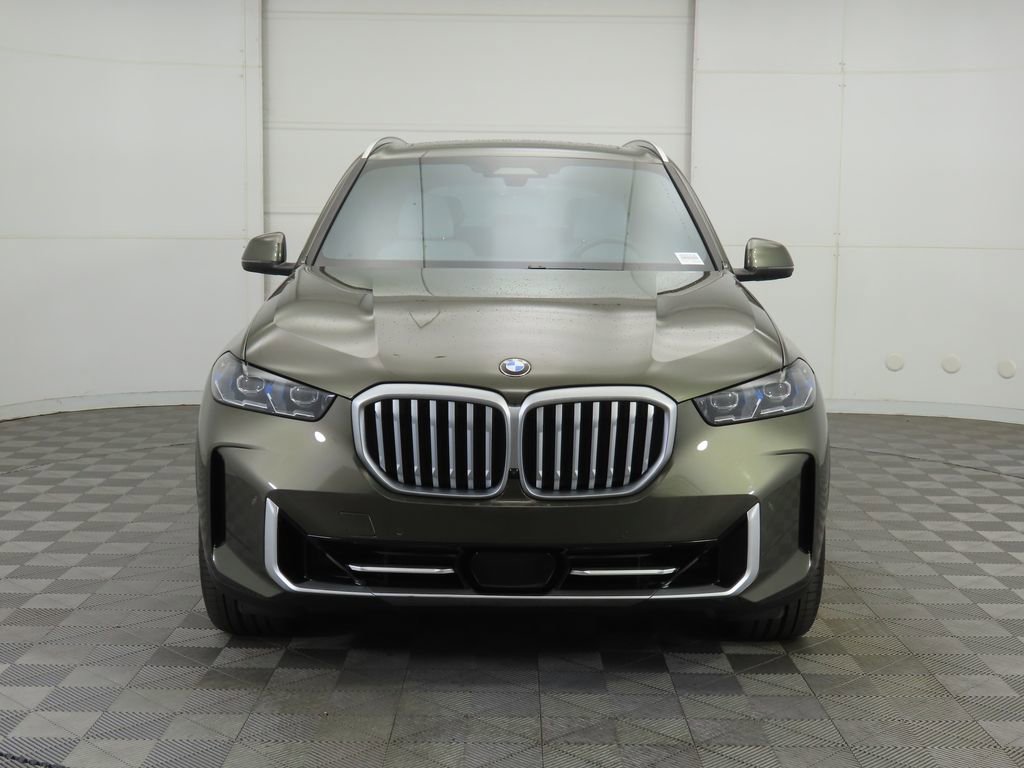 Certified 2024 BMW X5 xDrive40i w/ Premium Package image 2