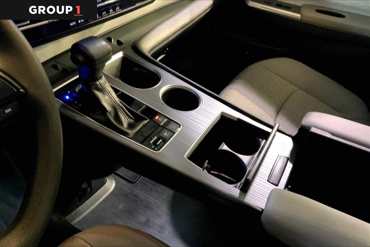 Certified 2025 Toyota Sienna LE image 17