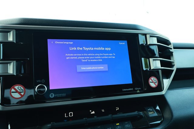 Used 2022 Toyota Tundra SR5 RWD image 16