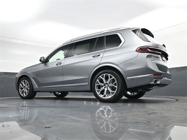 New 2026 BMW X7 xDrive40i image 28
