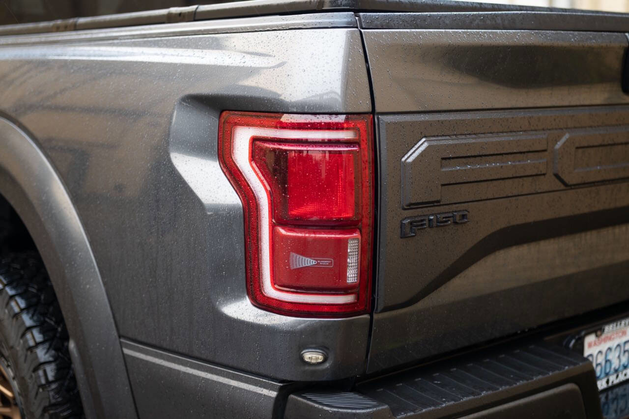 Used 2017 Ford F150 Raptor w/ Equipment Group 802A Luxury image 31