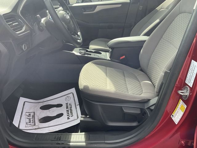 Used 2022 Ford Escape SE w/ Cold Weather Package AWD/4WD image 13