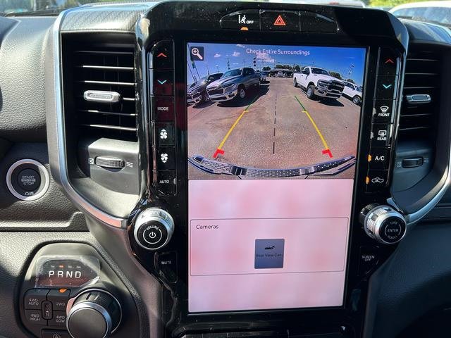 New 2026 RAM 1500 4x4 Crew Cab image 18