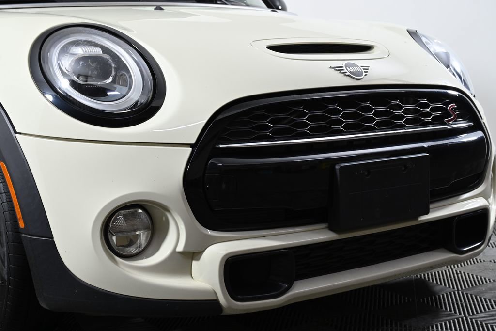 Used 2019 MINI Cooper S w/ Premium Package image 5
