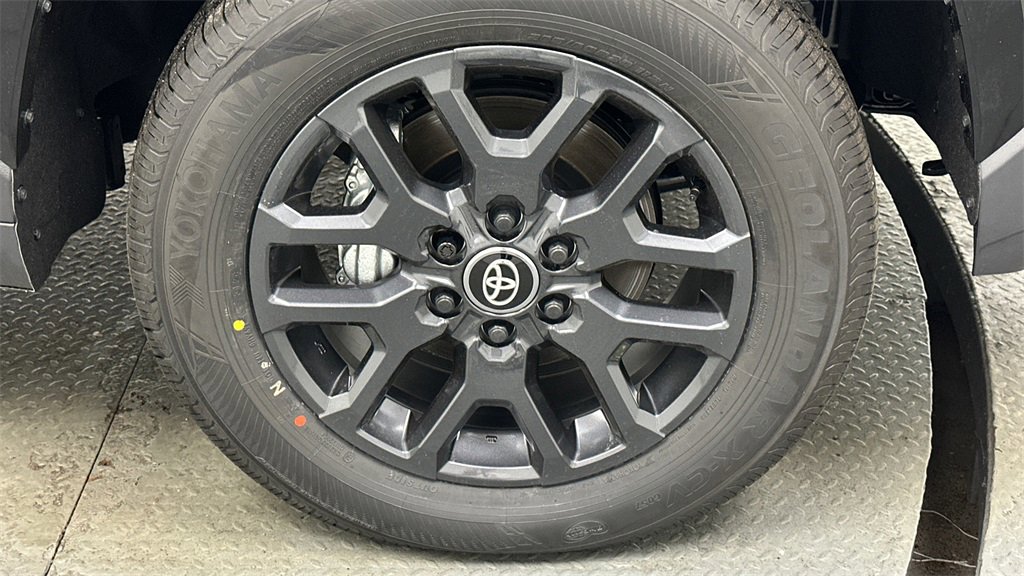 New 2025 Toyota Tundra Platinum image 14