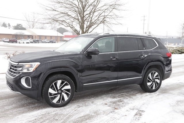 Used 2024 Volkswagen Atlas SEL image 9