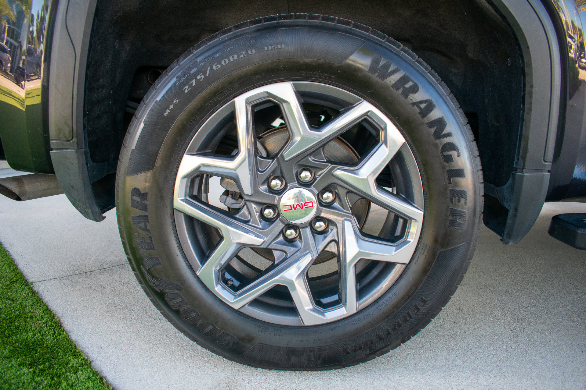 Used 2022 GMC Sierra 1500 SLT w/ SLT Premium Package RWD image 13