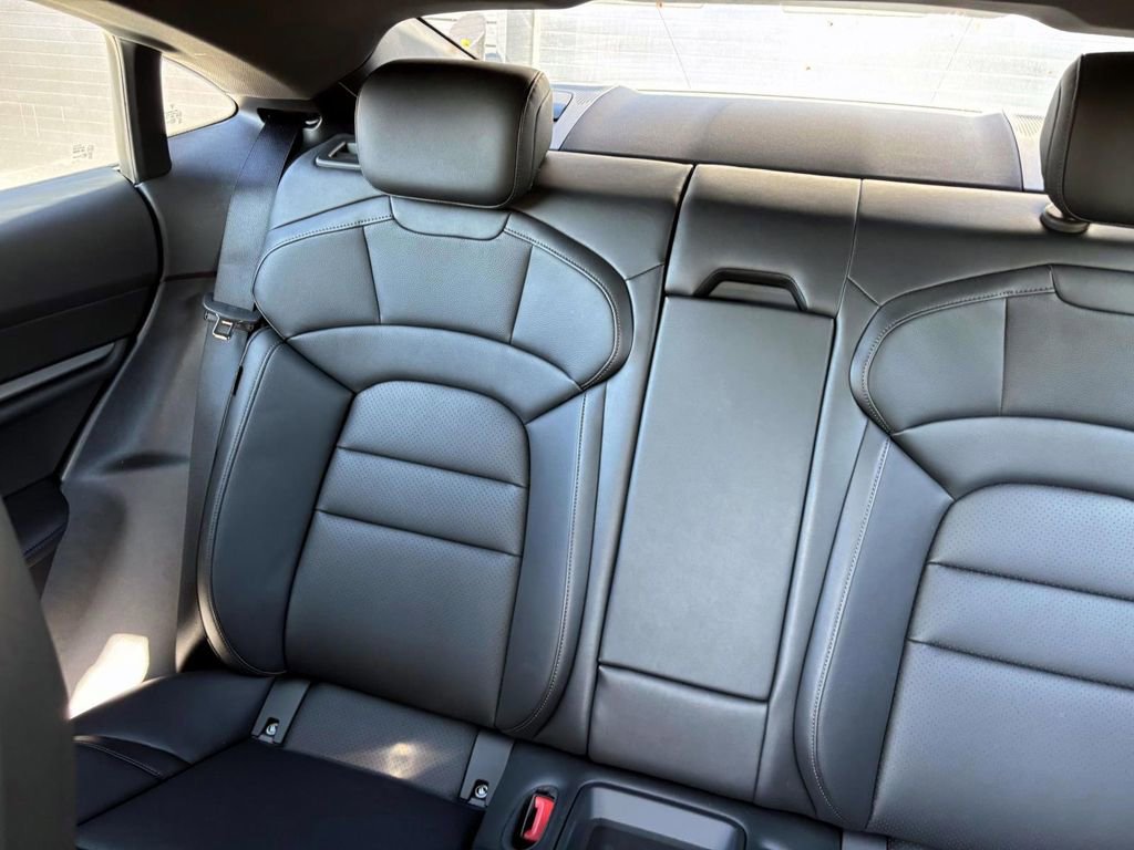 Used 2025 Porsche Taycan image 37