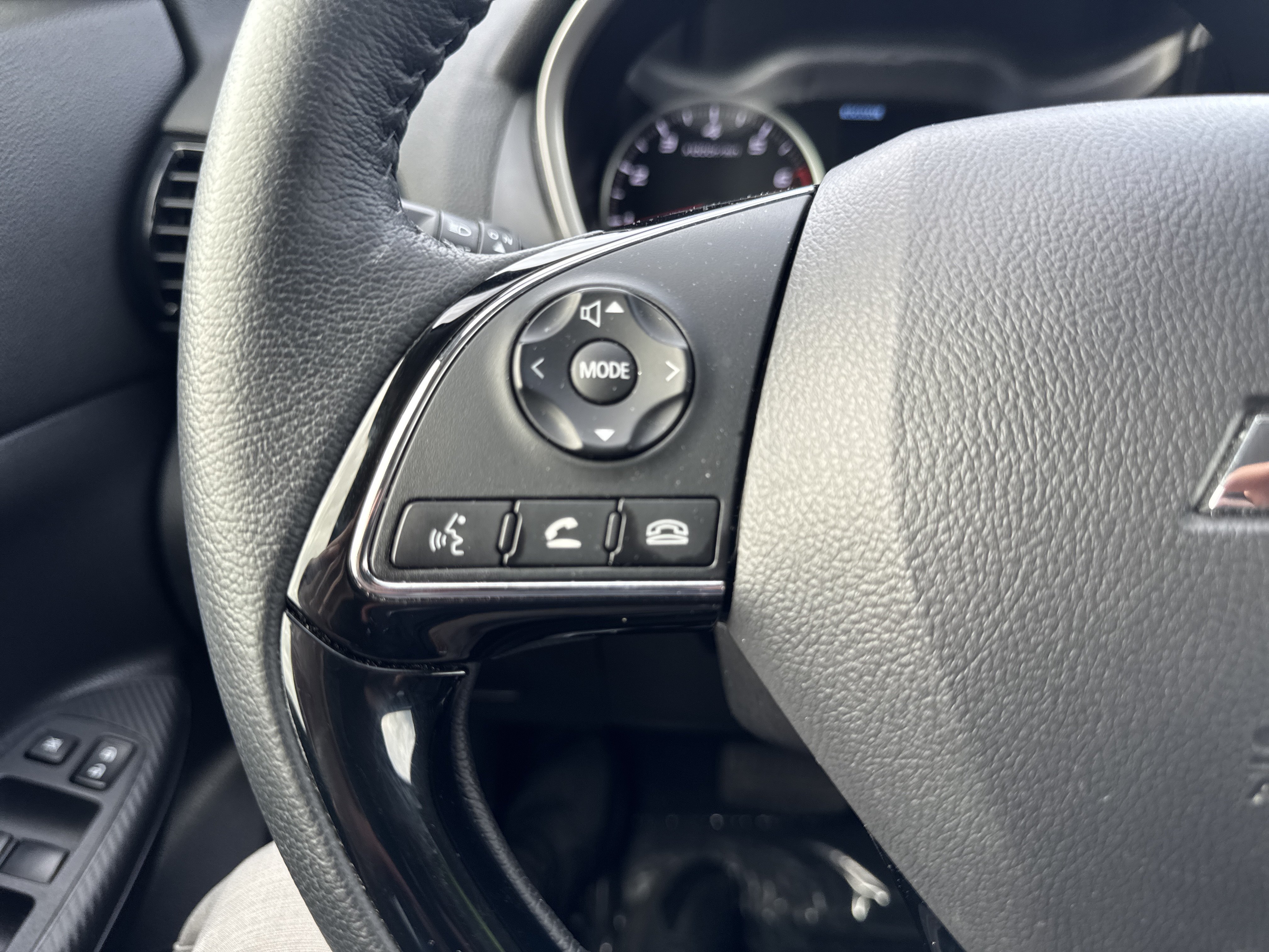 Used 2026 Mitsubishi Eclipse Cross AWD image 18