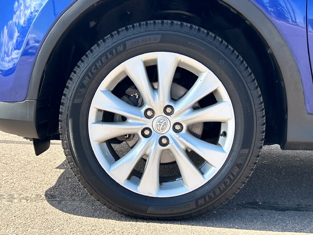 Used 2014 Toyota RAV4 Limited AWD/4WD image 26