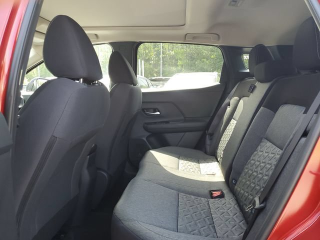 New 2026 Nissan Kicks SV w/ SV Premium Package FWD image 7