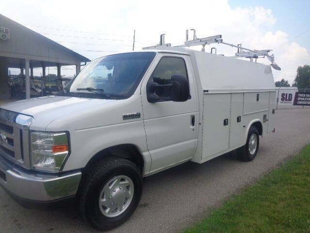 Used 2019 Ford E-350 and Econoline 350 Super Duty w/ Power Windows & Locks Group