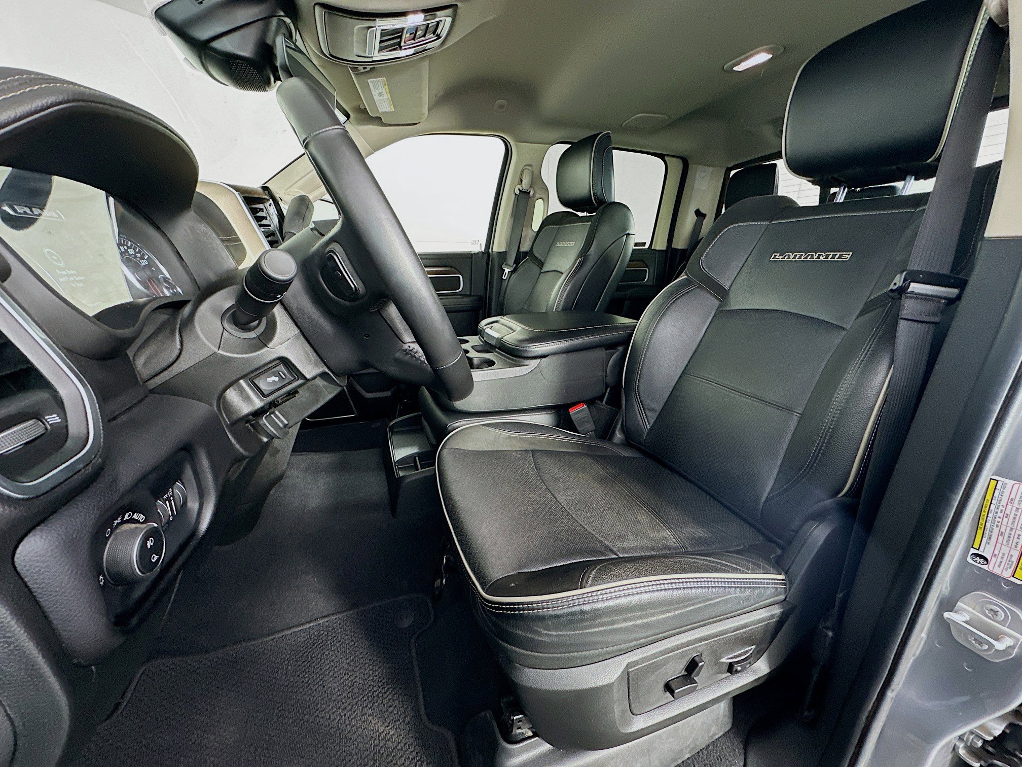 Used 2024 RAM 2500 Laramie w/ Safety Group image 13