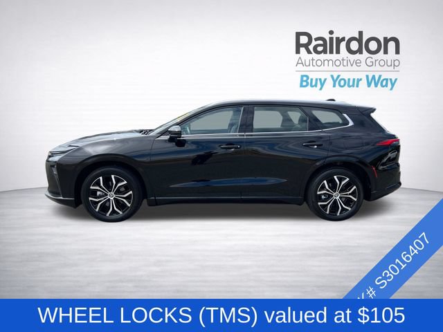 Used 2025 Toyota Crown Signia AWD/4WD image 4