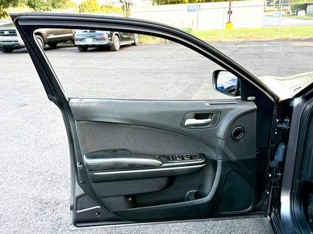 Used 2019 Dodge Charger R/T RWD image 15