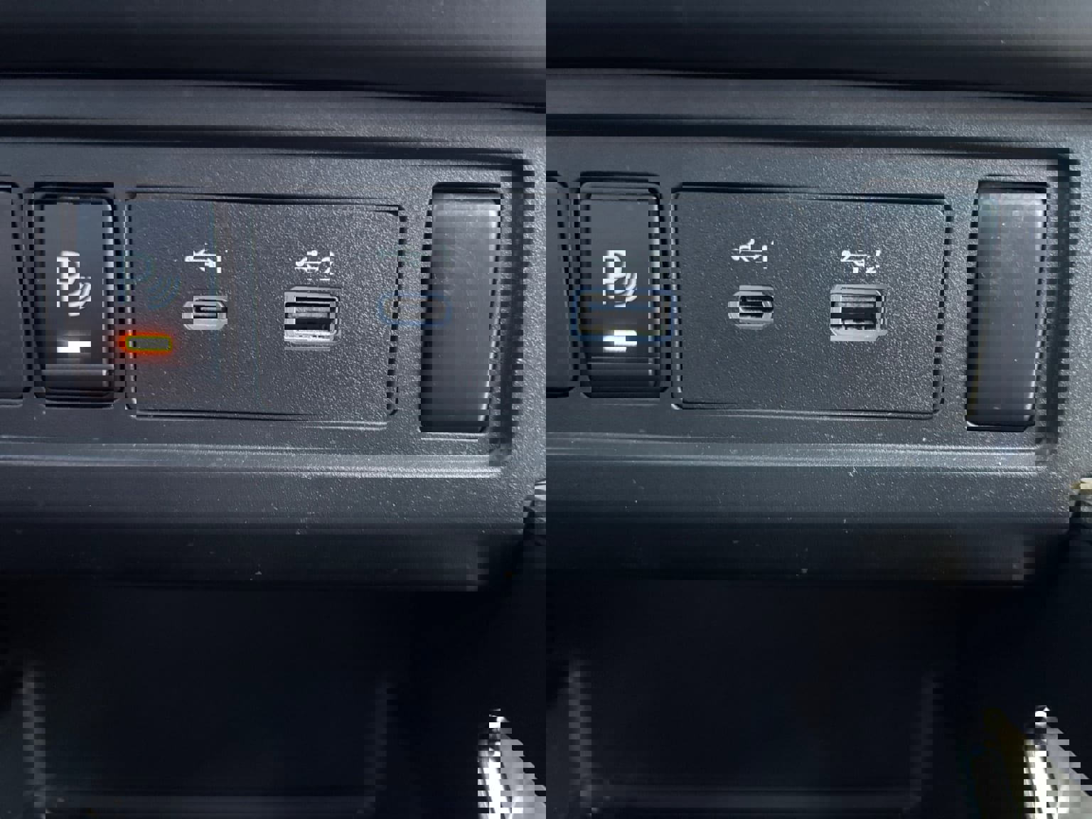 Used 2023 Nissan Frontier SV w/ Midnight Edition Package image 23