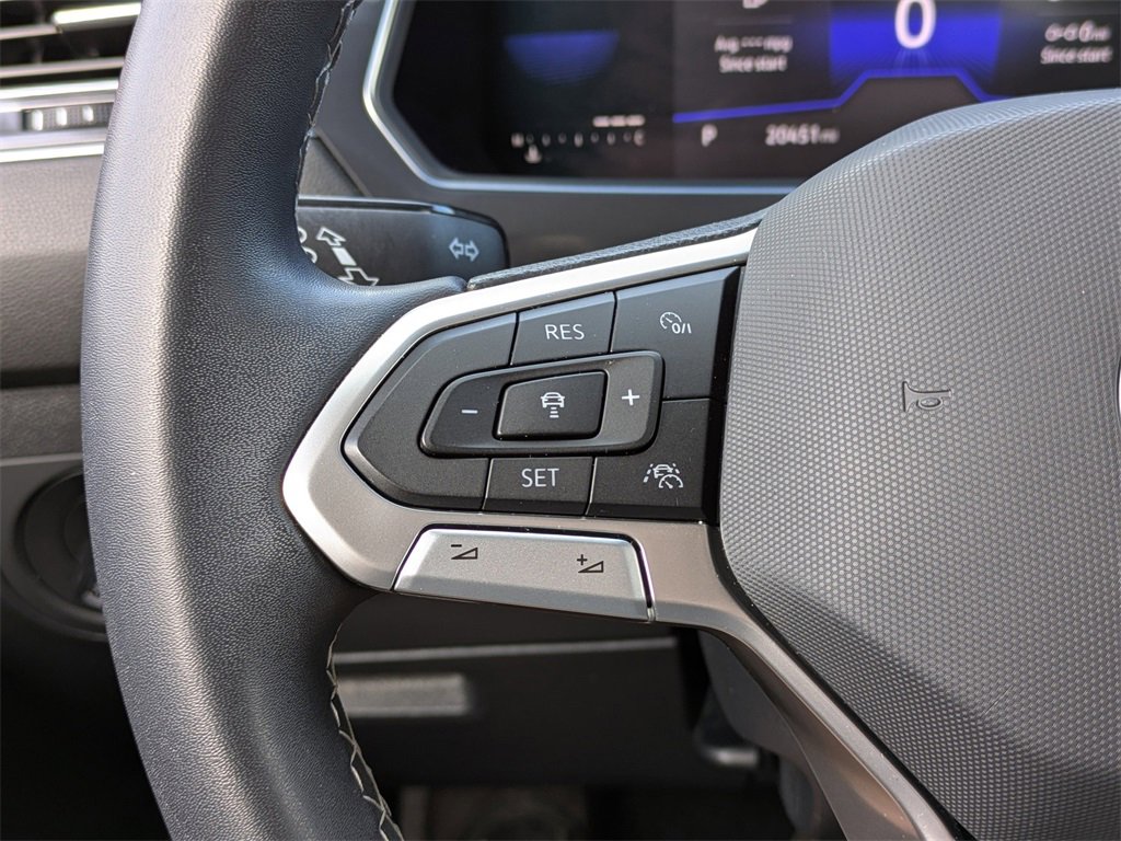 Used 2022 Volkswagen Tiguan SE image 26