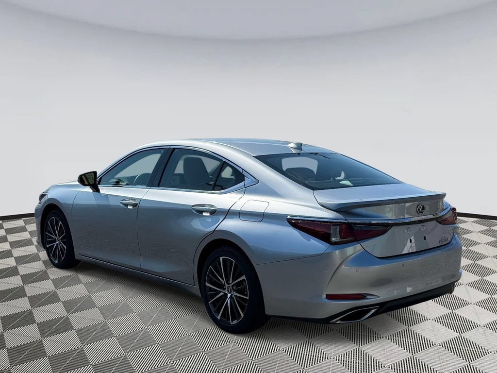 Used 2025 Lexus ES 350 w/ Premium Package FWD image 4