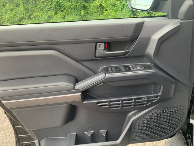 Used 2026 Toyota 4Runner SR5 AWD/4WD image 11