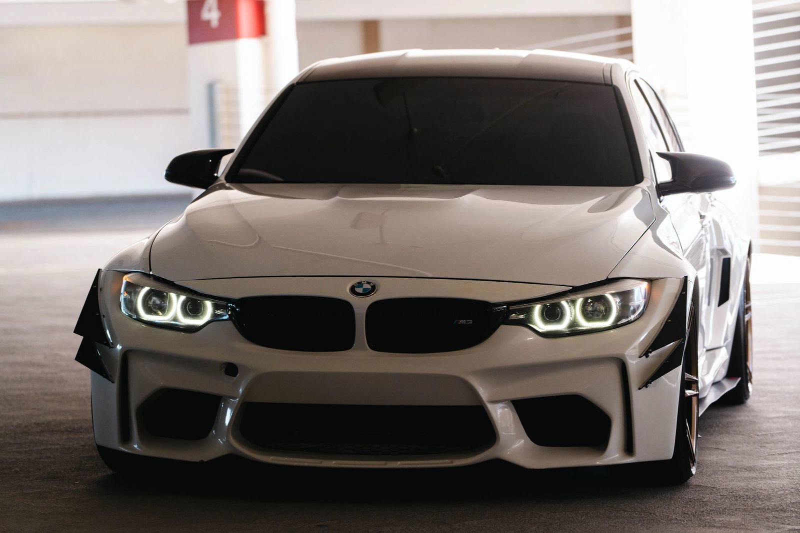 Used 2018 BMW M3 Sedan w/ Competition Package image 8