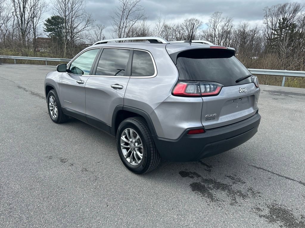 Used 2019 Jeep Cherokee Latitude Plus w/ Comfort/Convenience Group image 9