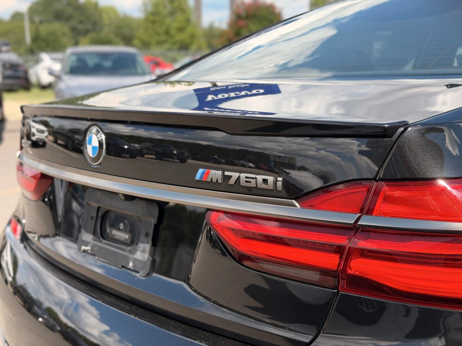 Used 2018 BMW M760i xDrive AWD/4WD image 47