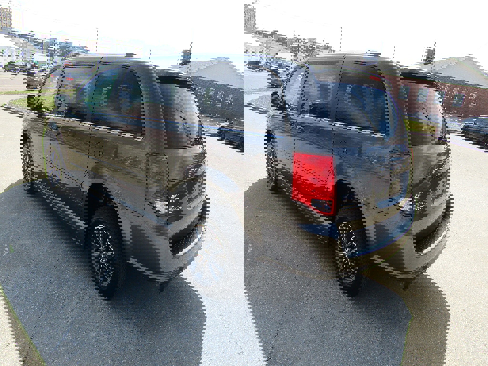 Used 2017 Dodge Grand Caravan SXT image 5