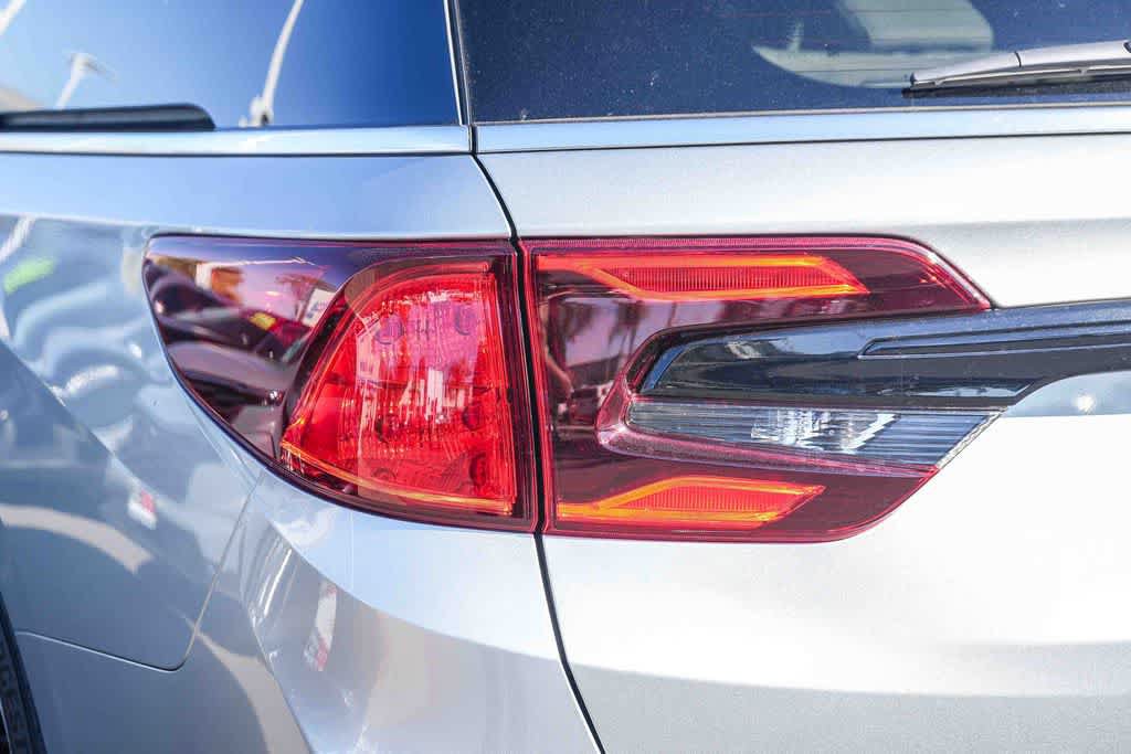 Certified 2026 Honda Odyssey EX-L image 9