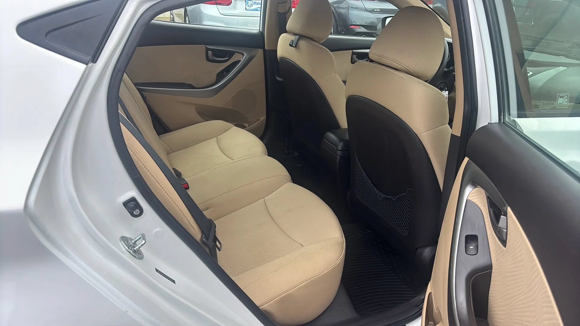 Used 2012 Hyundai Elantra GLS w/ Preferred Pkg 3 FWD image 26