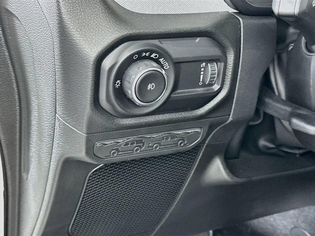 Certified 2025 Jeep Wrangler Unlimited Sport AWD/4WD image 18
