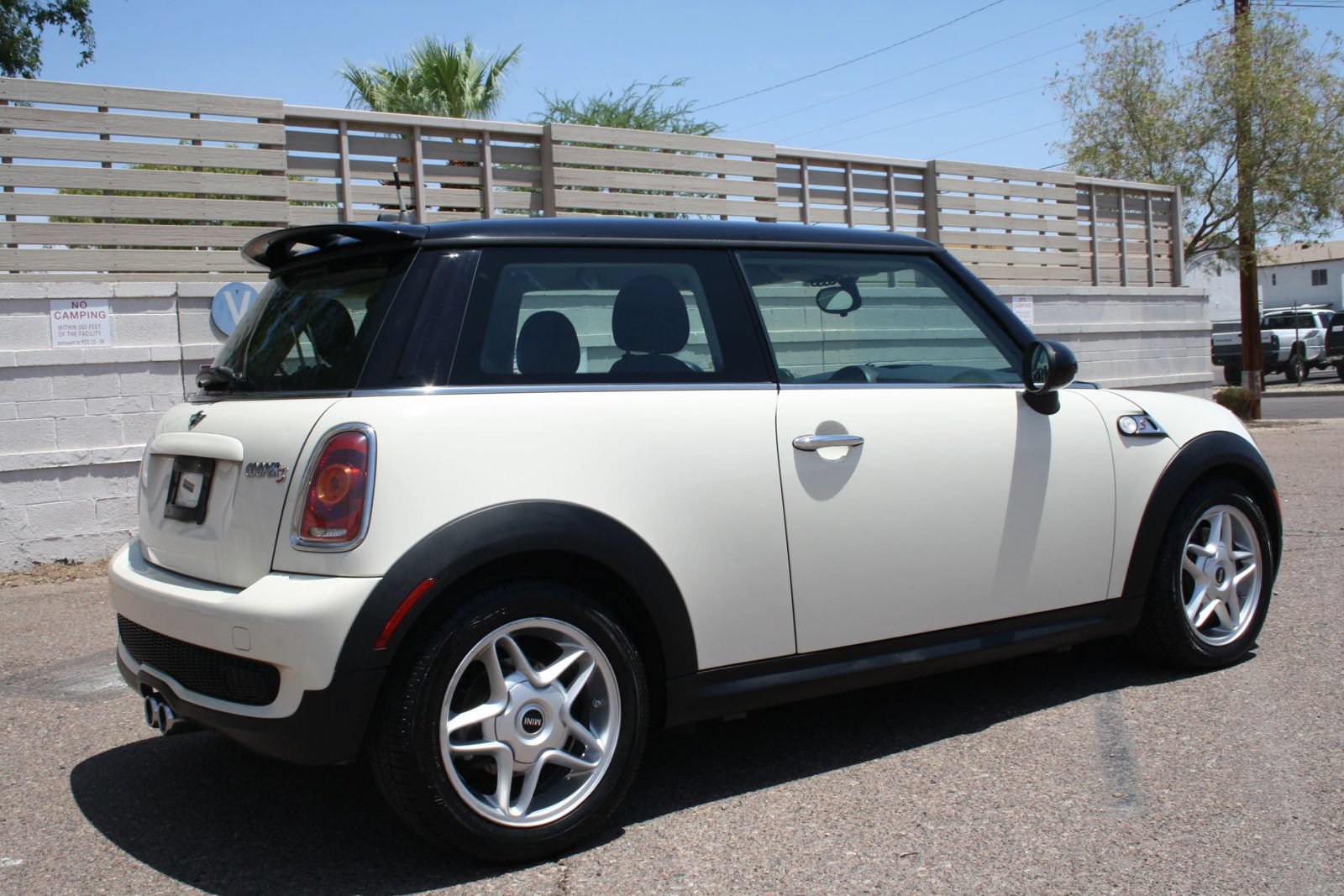 Used 2010 MINI Cooper S FWD image 4