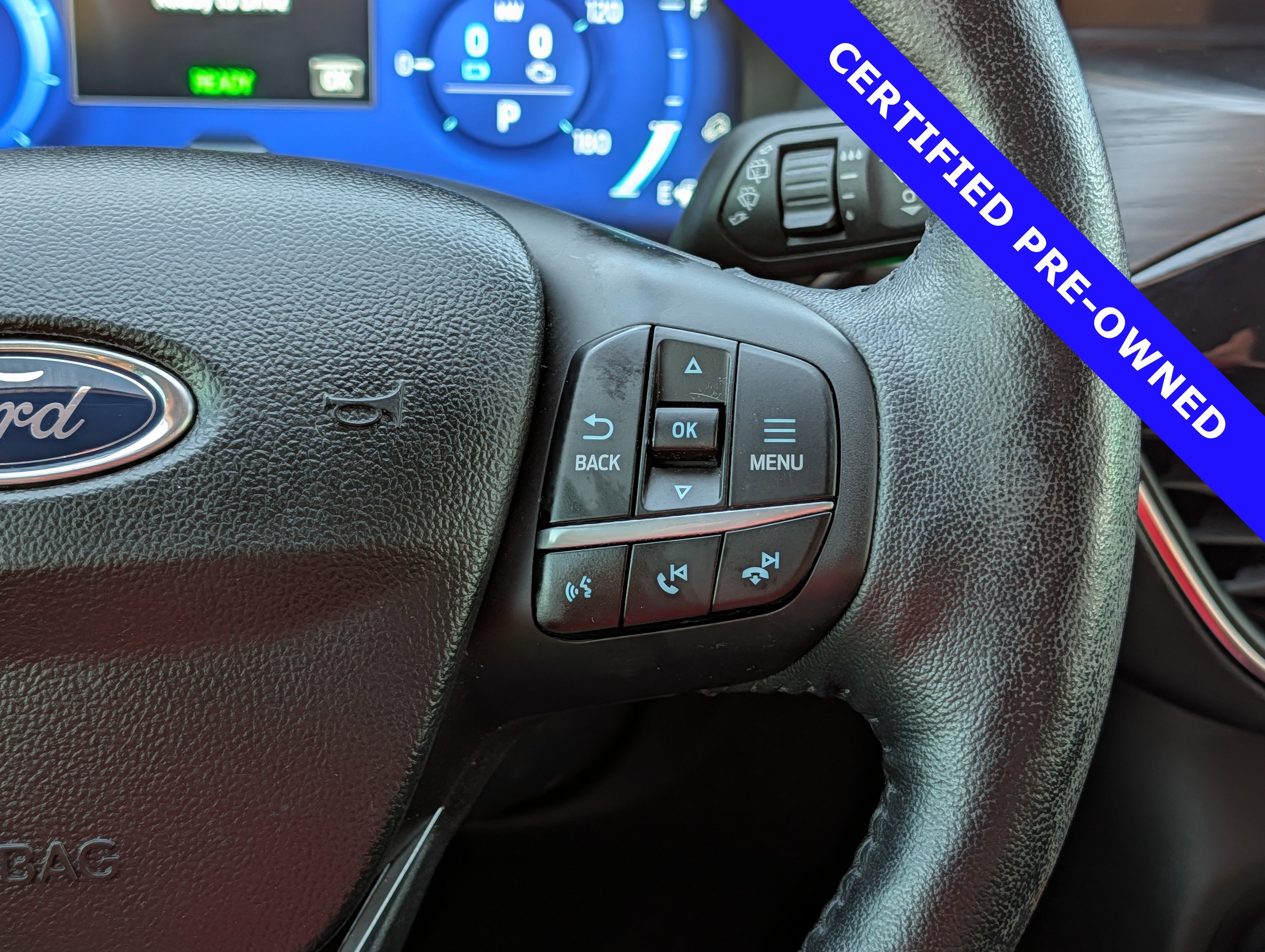 Used 2020 Ford Escape Titanium image 25